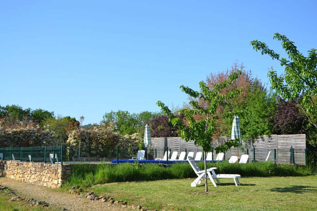 Вилла Le Bonheur Dans Notre Pre Sainte-Mondane Номер фото