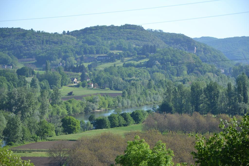 Вилла Le Bonheur Dans Notre Pre Sainte-Mondane Номер фото
